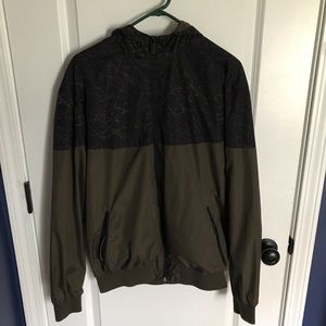 CSG wind breaker